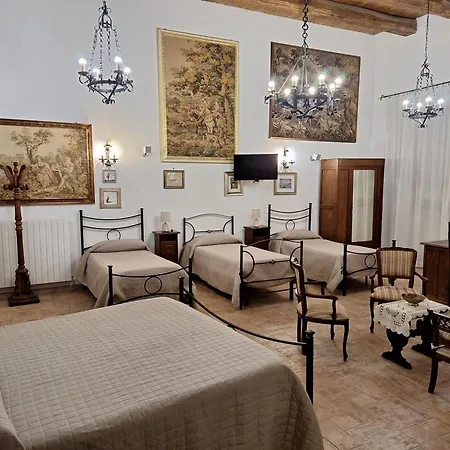 فندق مبيت وإفطار Il Capitello 3*